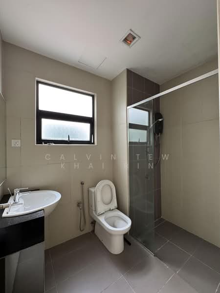 Kondominium untuk Dijual di Richmond @ Mont Kiara - Calvin Tew Khai Bin - Bathroom (B4) - PropertyGuru.com.my
