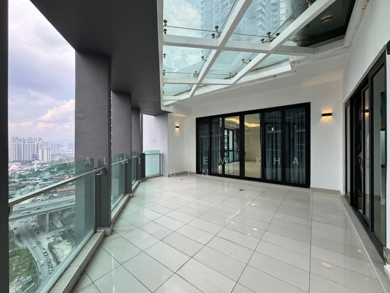 Kondominium untuk Dijual di Richmond @ Mont Kiara - Calvin Tew Khai Bin - Balcony - PropertyGuru.com.my