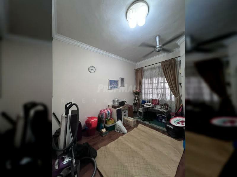 Rumah Teres 2 Tingkat untuk Dijual di SS19 (Subang Jaya) - Reena Sarif - Living Room - PropertyGuru.com.my