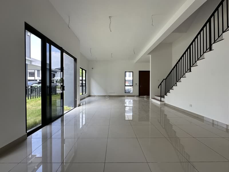 Rumah Berkembar untuk Dijual di Eco Ardence (Setia Alam) - Jess Tee - Living Room - PropertyGuru.com.my