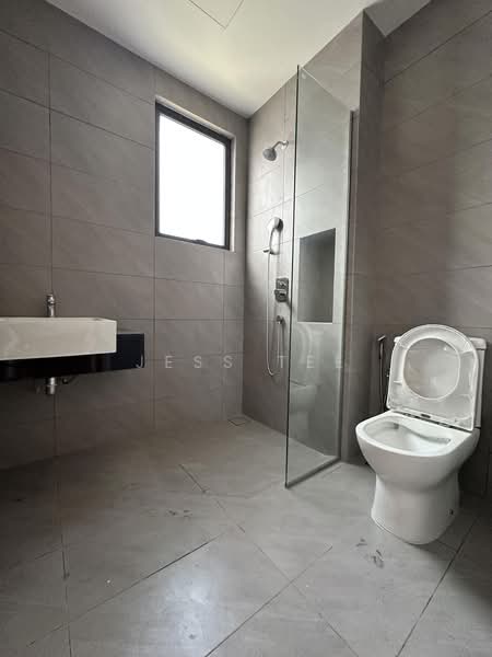 Rumah Berkembar untuk Dijual di Eco Ardence (Setia Alam) - Jess Tee - Bathroom - PropertyGuru.com.my