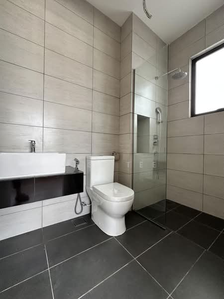 Rumah Berkembar untuk Dijual di Eco Ardence (Setia Alam) - Jess Tee - Bathroom - PropertyGuru.com.my