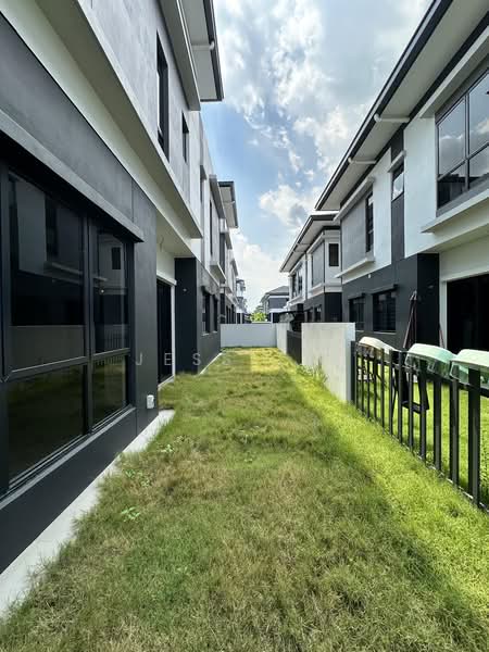 Rumah Berkembar untuk Dijual di Eco Ardence (Setia Alam) - Jess Tee - Exterior - PropertyGuru.com.my