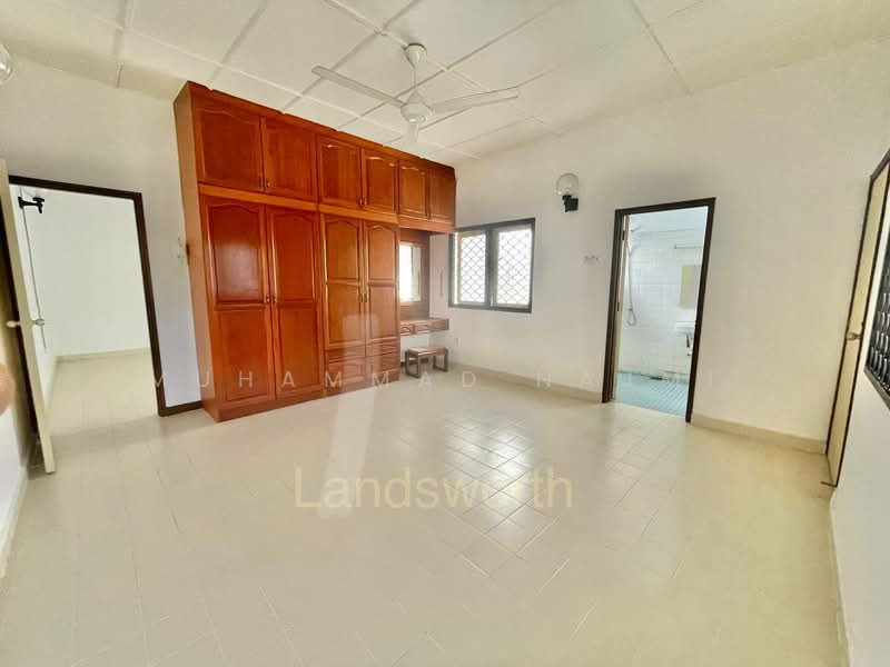 2-storey Terraced House for Sale in Kerteh (Terengganu) - Muhammad Najmi - Bedroom - PropertyGuru.com.my