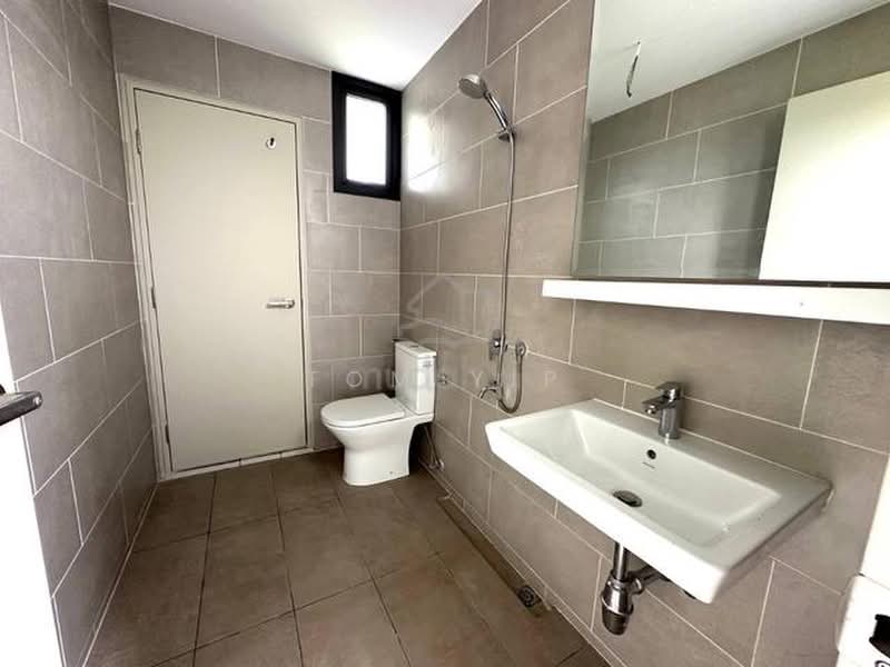2-storey Terraced House for Sale in Denai Alam (Shah Alam) - Tom Yip - Bathroom - PropertyGuru.com.my