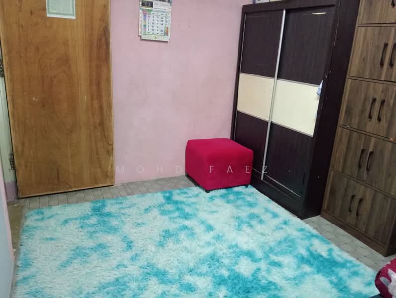 Terraced House for Sale in Taman Munsyi Ibrahim (Johor Bahru) - Mohd Faez - Bedroom - PropertyGuru.com.my