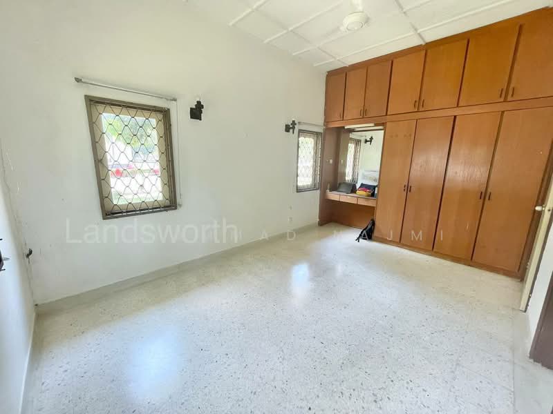 Semi-Detached House for Sale in Kerteh (Terengganu) - Muhammad Najmi - Bedroom - PropertyGuru.com.my