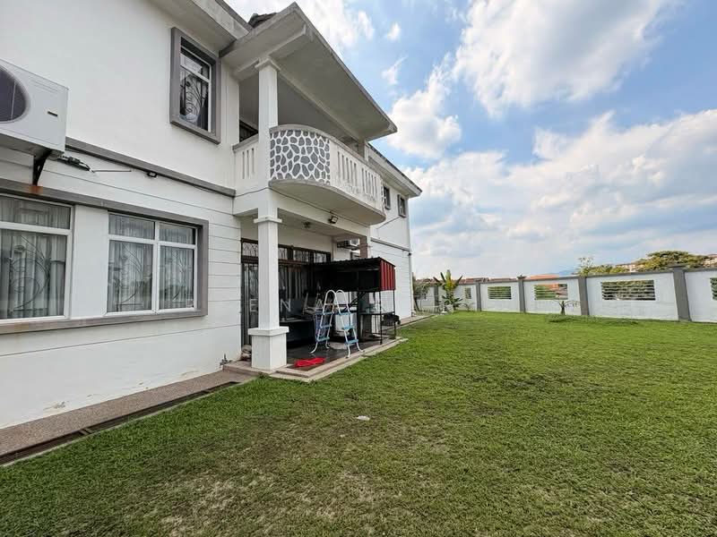 Bungalow for Sale in Subang Bestari (Shah Alam) - Reena Sarif - Exterior - PropertyGuru.com.my