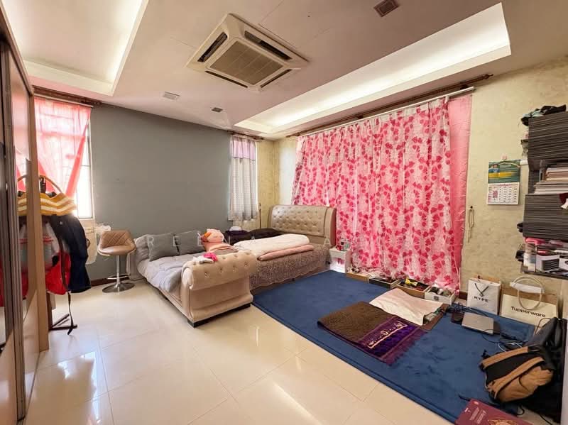 Bungalow for Sale in Subang Bestari (Shah Alam) - Reena Sarif - Bedroom - PropertyGuru.com.my