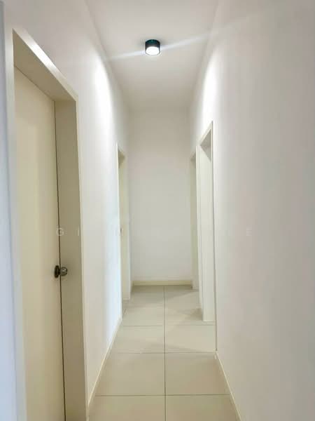 Kondominium untuk Disewa di Vierra Residence - Gimming Lee - Corridor - PropertyGuru.com.my