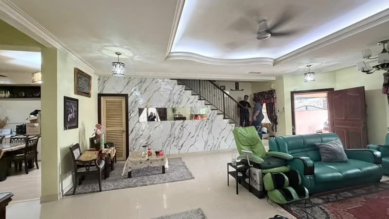 Rumah Berkembar untuk Dijual di Taman Taming Jaya (Balakong) - Nor Azhar Azlan - Living Room - PropertyGuru.com.my