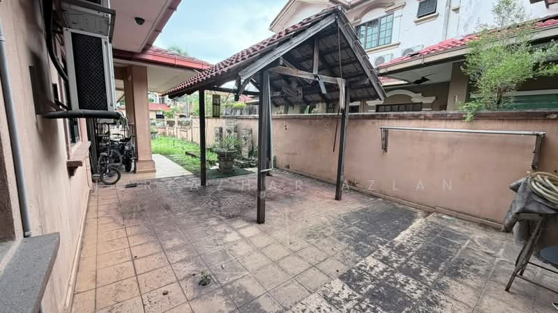 Rumah Berkembar untuk Dijual di Taman Taming Jaya (Balakong) - Nor Azhar Azlan - Exterior - PropertyGuru.com.my