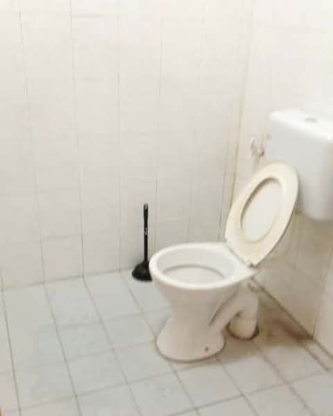 Pangsapuri untuk Dijual di Vista Prima - Kian Leap - Bathroom - PropertyGuru.com.my