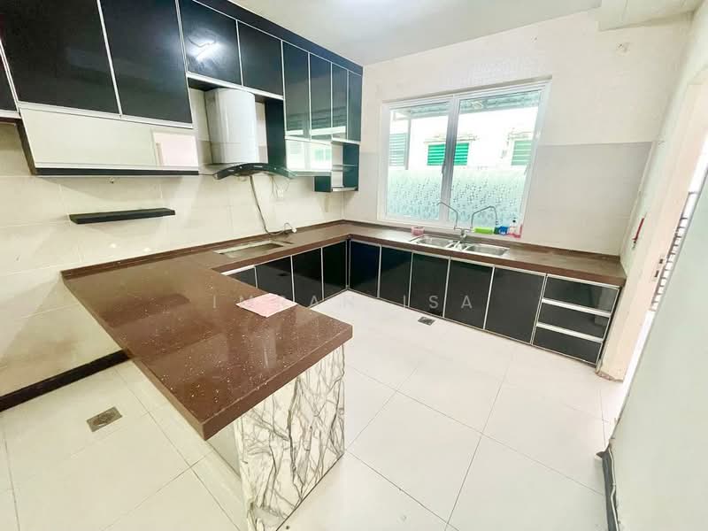Rumah Teres untuk Dijual di Bandar Sri Sendayan (Negeri Sembilan) - Imran Isa - Kitchen - PropertyGuru.com.my
