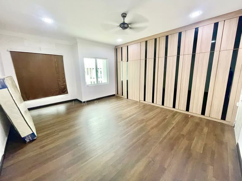 Rumah Teres untuk Dijual di Bandar Sri Sendayan (Negeri Sembilan) - Imran Isa - Bedroom - PropertyGuru.com.my
