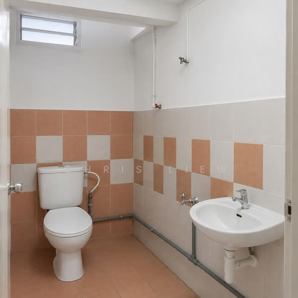Rumah Flat untuk Dijual di Flat Bukit Indah - Chris Liew - Bathroom - PropertyGuru.com.my