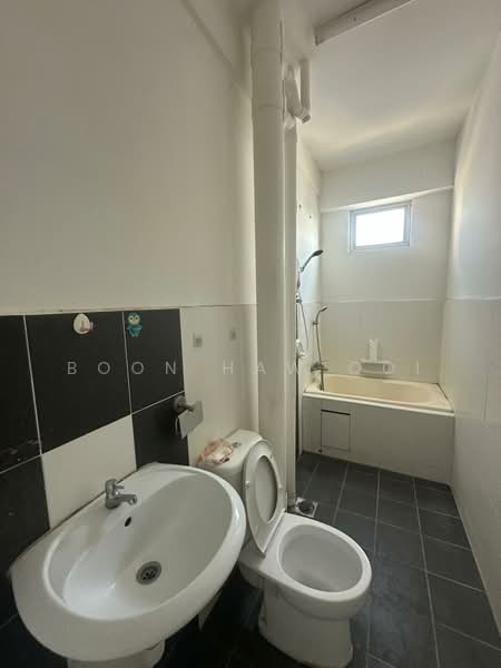 Apartment for Rent at Palma Laguna - Boon Haw Ooi - Bathroom - PropertyGuru.com.my