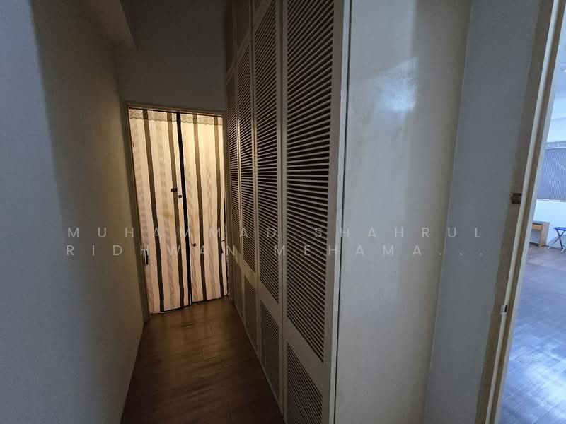 Kondominium untuk Dijual di Antah Tower - Muhammad Shahrul Ridhwan Mehamad Nasir - Walk-in Wardrobe - PropertyGuru.com.my
