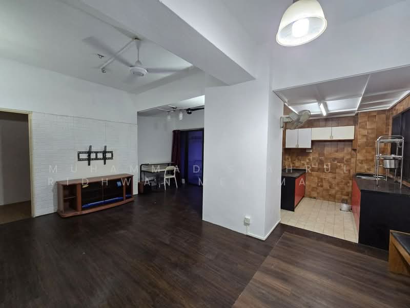 Kondominium untuk Dijual di Antah Tower - Muhammad Shahrul Ridhwan Mehamad Nasir - Living Room - PropertyGuru.com.my