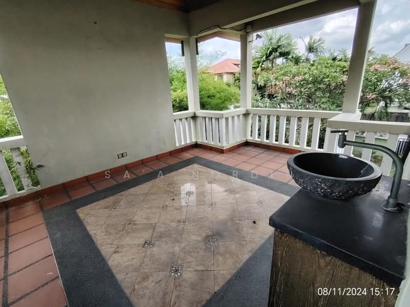 Bungalow House untuk Dijual di Usj 17 (Subang Jaya) - Sa'a Nordin - Balcony - PropertyGuru.com.my
