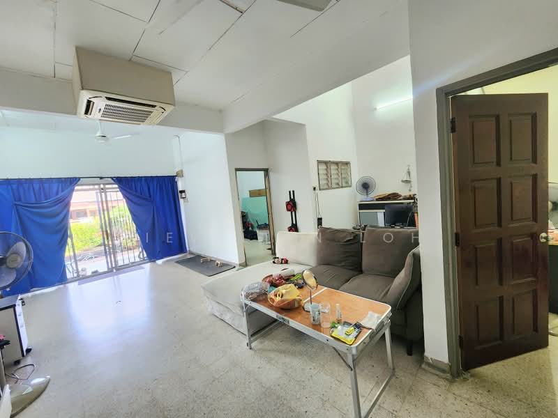 Rumah Teres 1 Tingkat untuk Dijual di SS4 (Petaling Jaya) - Siew Lian Loh - Living Room - PropertyGuru.com.my