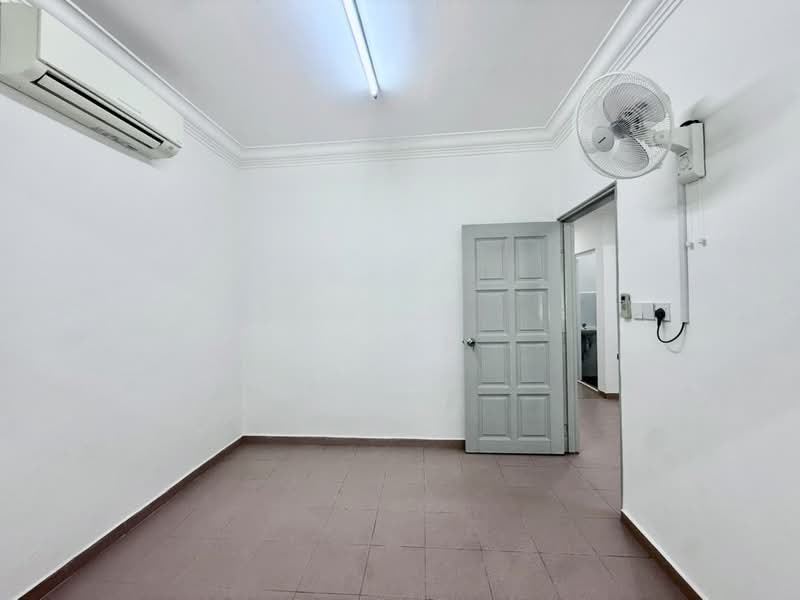 Rumah Teres 1 Tingkat untuk Dijual di Taman Universiti (Skudai) - Janice . - PropertyGuru.com.my