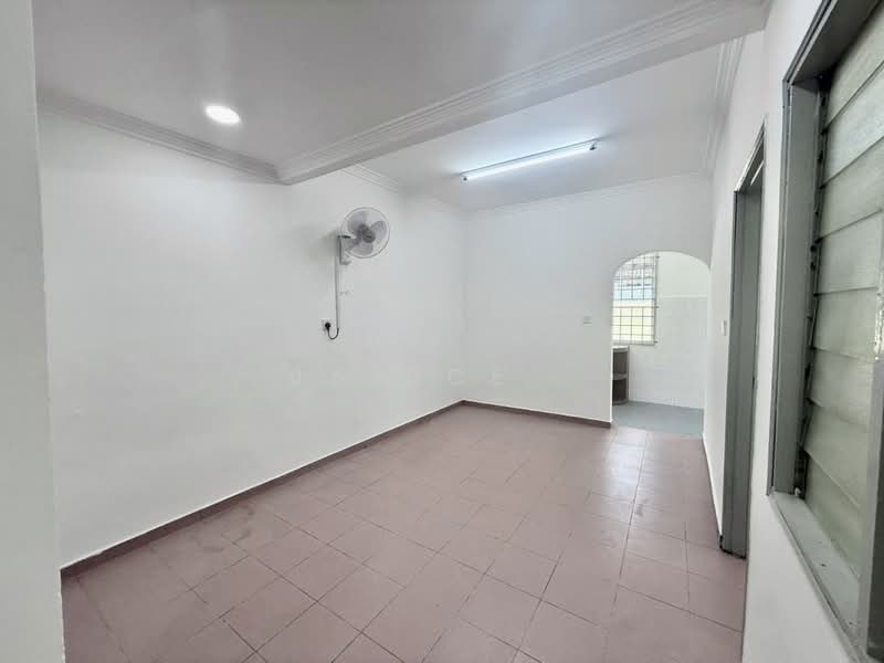 Rumah Teres 1 Tingkat untuk Dijual di Taman Universiti (Skudai) - Janice . - PropertyGuru.com.my