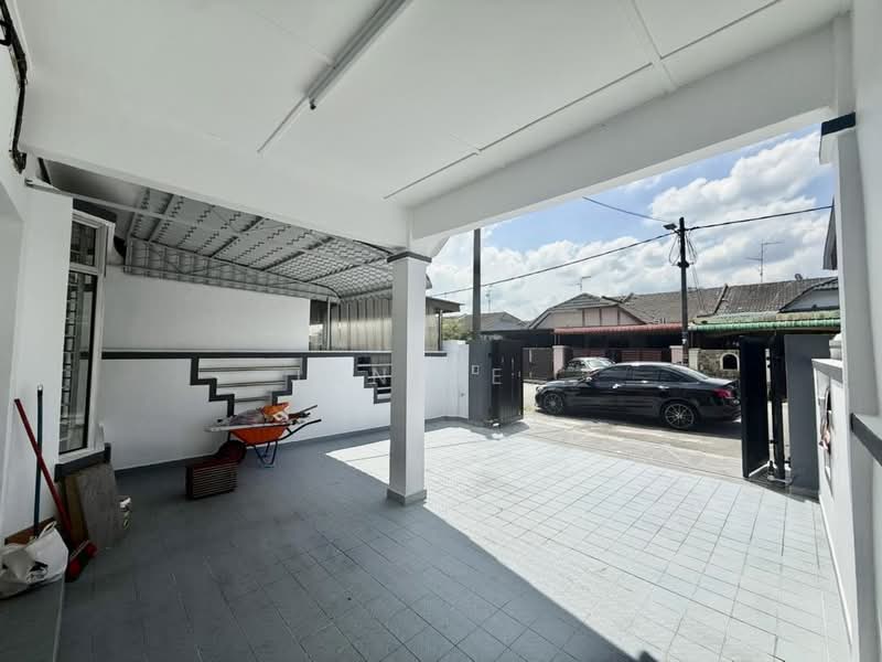 Rumah Teres 1 Tingkat untuk Dijual di Taman Universiti (Skudai) - Janice . - PropertyGuru.com.my