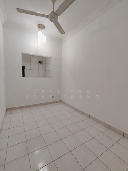 1.5-storey Terraced House for Rent in Bukit Raja (Selangor) - Veni Foo Yoke Fuang - Interior - PropertyGuru.com.my