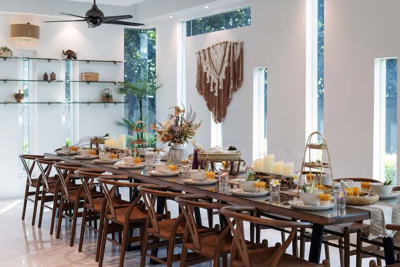 Bungalow for Sale in Taman Paramount (Petaling Jaya) - Stephanie Chong - Dining Room - PropertyGuru.com.my