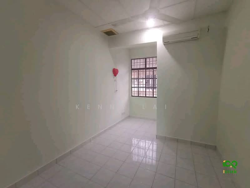 Kondominium untuk Dijual di Cypress Condominium - Kenny Lai - Interior - PropertyGuru.com.my