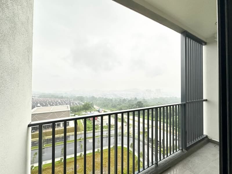 Pangsapuri untuk Dijual di Mutiara Hilltop - Jimmy Chang - Balcony - PropertyGuru.com.my