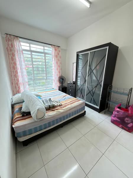 Apartment for Sale at Suria Vista Apartment - Darren Lye - Bedroom - PropertyGuru.com.my