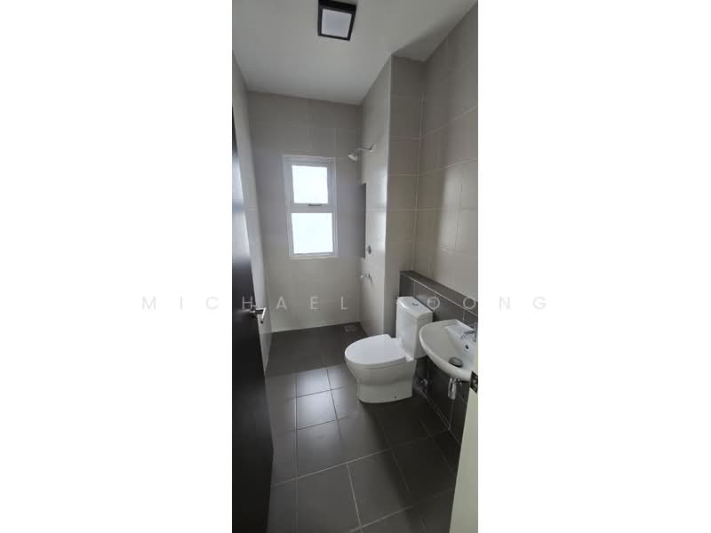 Rumah Teres 2 Tingkat untuk Disewa di Bandar Serenia (Dengkil) - Michael Foong - Bathroom - PropertyGuru.com.my