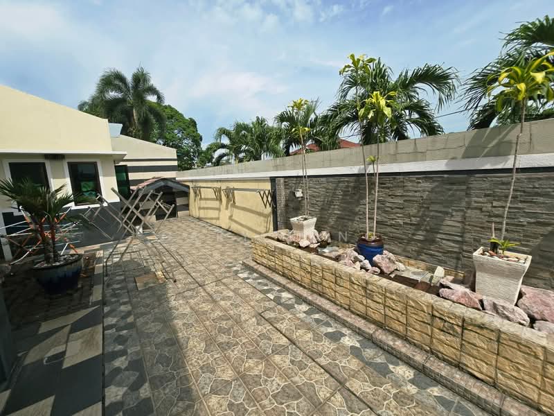 Semi-Detached House for Sale in Pengkalan Pegoh (Ipoh) - Gary Tang - Exterior - PropertyGuru.com.my