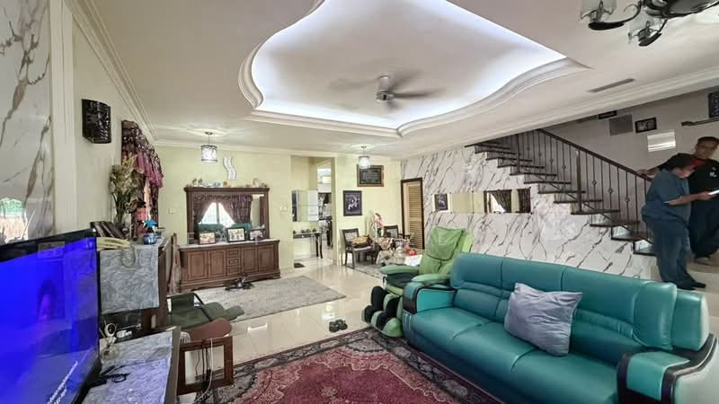 Rumah Berkembar untuk Dijual di Taman Taming Jaya (Balakong) - Fatin Azemi - Living Room - PropertyGuru.com.my