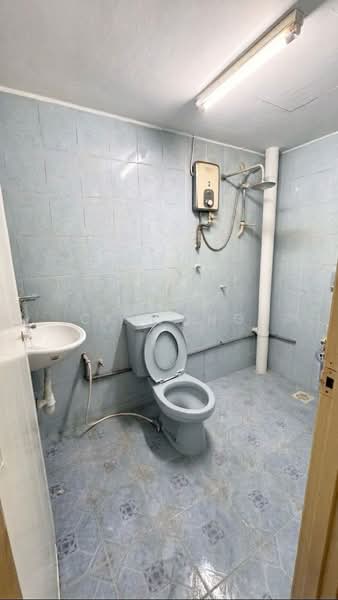 Condominium for Sale at La Villas Condominium - CK Wong - Bathroom - PropertyGuru.com.my