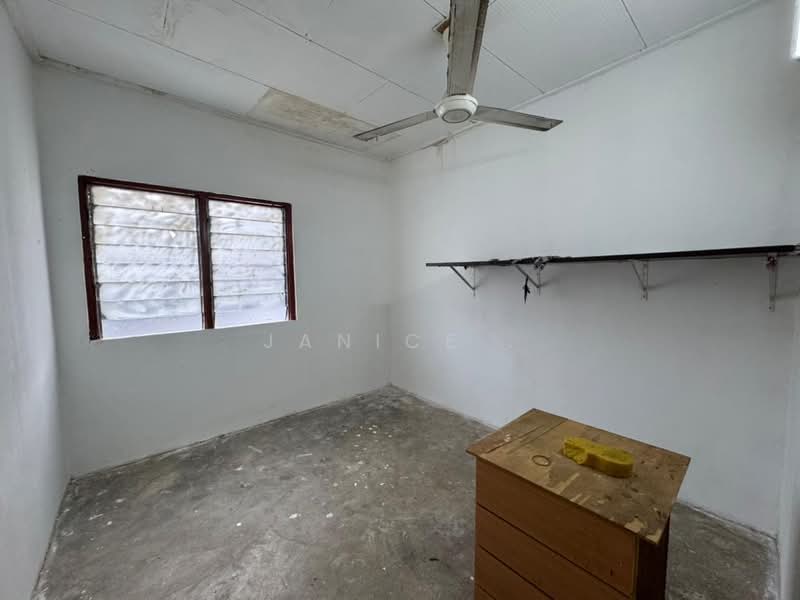 Flat for Sale at Flat Bandar Selesa Jaya @ Jalan Silat Gayong - Janice . - PropertyGuru.com.my