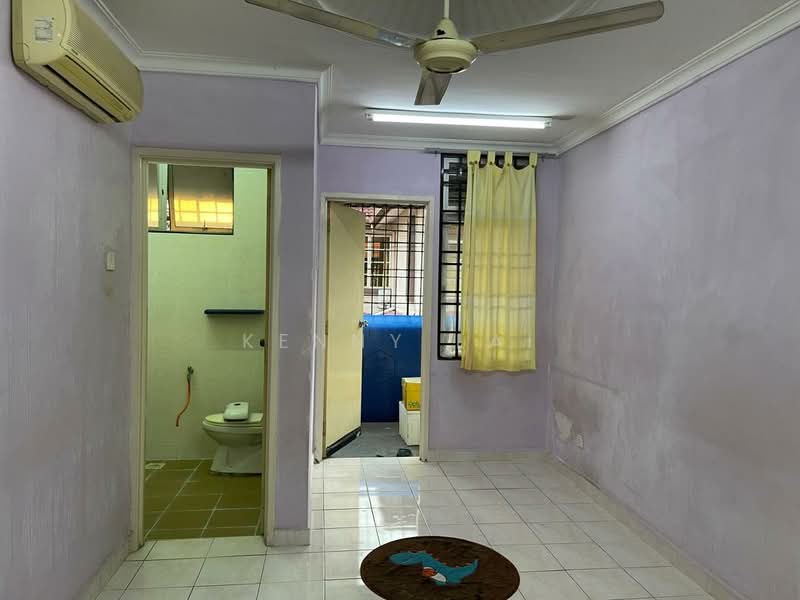 Rumah Teres 2 Tingkat untuk Disewa di Taman Seri Merdeka (Ampang) - Kenny Lai - Bathroom - PropertyGuru.com.my