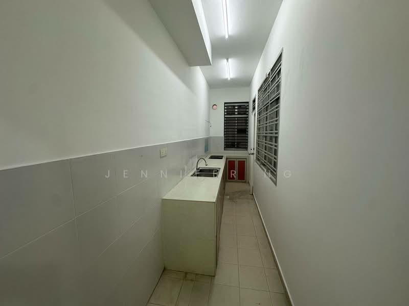 Rumah Teres 2 Tingkat untuk Dijual di Johor Bahru (Johor) - Jennifer Ng - Kitchen - PropertyGuru.com.my