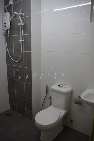 Kondominium untuk Dijual di De Centrum Residences - JOANNE NEOH MIN ER - Bathroom - PropertyGuru.com.my