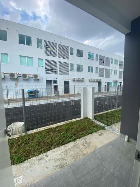 Rumah Teres 2 Tingkat untuk Dijual di Taman Adda Heights (Tebrau) - Jun Weng Tan - Exterior - PropertyGuru.com.my
