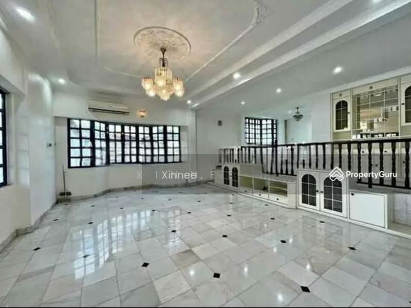 Rumah Berkembar untuk Dijual di Taman Lumba Kuda (Ayer Itam) - Xinnee . - Living Room - PropertyGuru.com.my