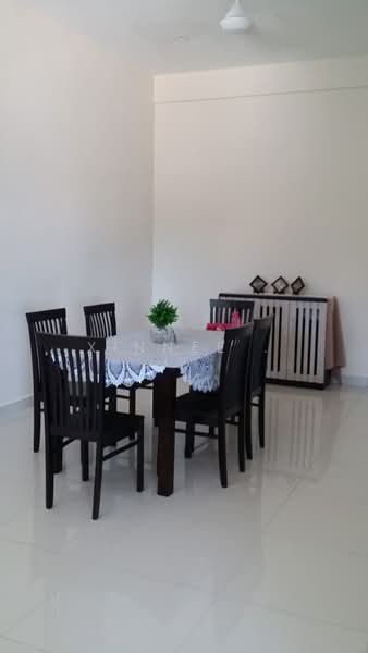 Kondominium untuk Dijual di Pine Residence - Xinnee . - Dining Room - PropertyGuru.com.my
