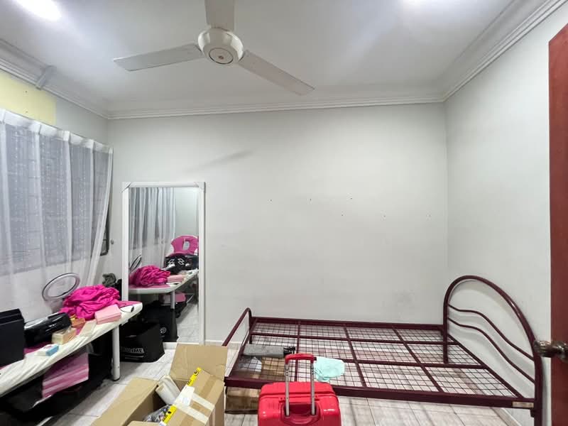 Rumah Teres 2 Tingkat untuk Dijual di Taman Cheng Perdana (Cheng) - Kellyn Foo - PropertyGuru.com.my