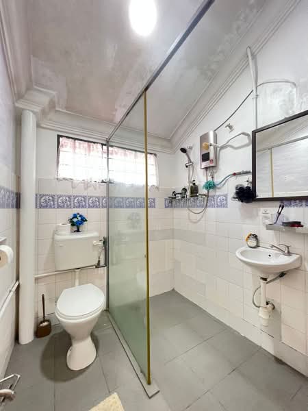 Rumah Teres 2 Tingkat untuk Dijual di Taman Cheng Perdana (Cheng) - Kellyn Foo - PropertyGuru.com.my