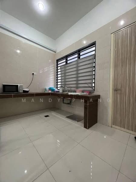 2.5-storey Terraced House for Rent in Bandar Seri Botani (Ipoh) - Mandy Phang - Kitchen - PropertyGuru.com.my