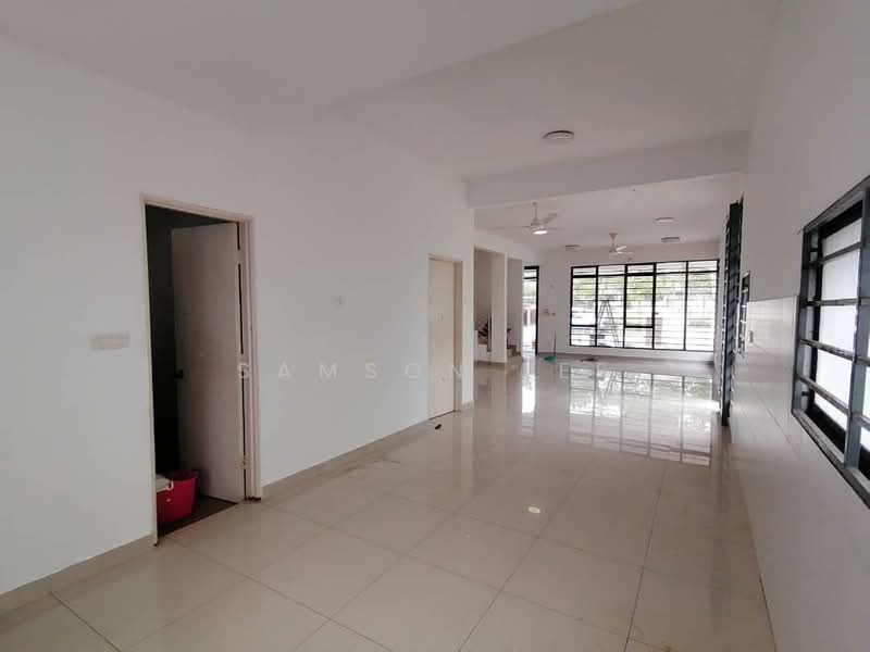 2-storey Terraced House for Sale in M Residence (Rawang) - Samson Lee - Living Room - PropertyGuru.com.my