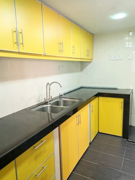 Apartment for Rent at Apartment Taman Topaz - DILLA YUSOFF - Kitchen - PropertyGuru.com.my