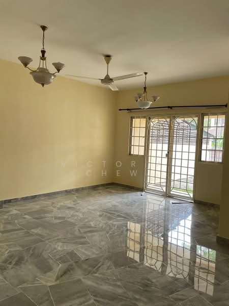Rumah Teres 2 Tingkat untuk Disewa di Subang Jaya (Selangor) - Victoria Chew - Living Room - PropertyGuru.com.my